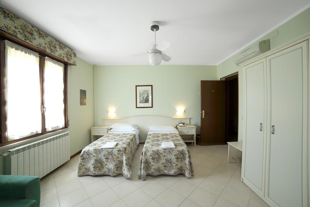 Albergo Il Gufo Parma Exterior foto